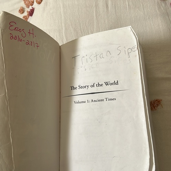 The Story of the World: History for the Classical Child: Volume 1: Ancient Time - Picture 4 of 7